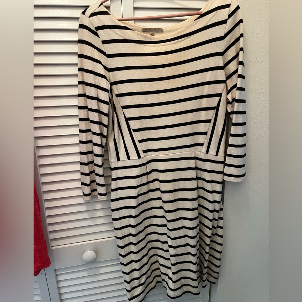 Gap Medium stretchy dress!